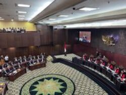 MK Tolak Gugatan Sengketa Pilpres 2024 dari Anies-Cak Imin!